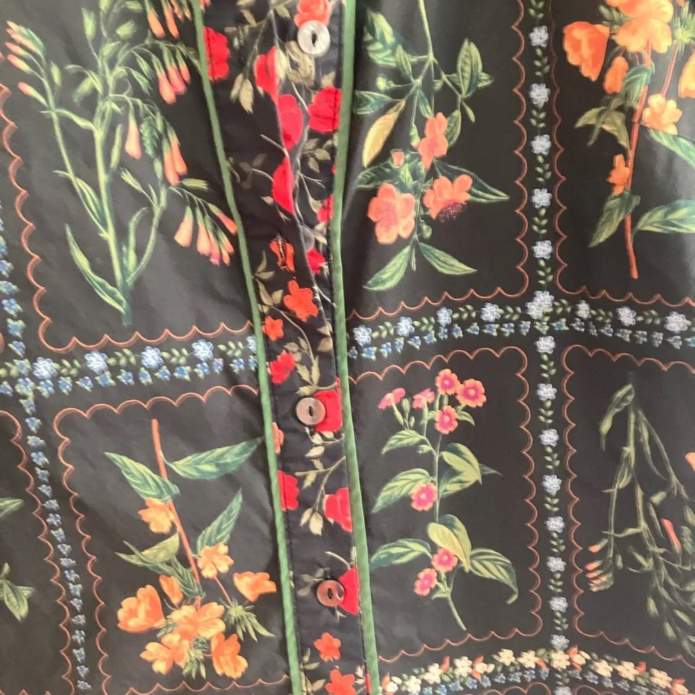 entro Black Blouse with Red and Pink Floral Print - Picture 5 of 9